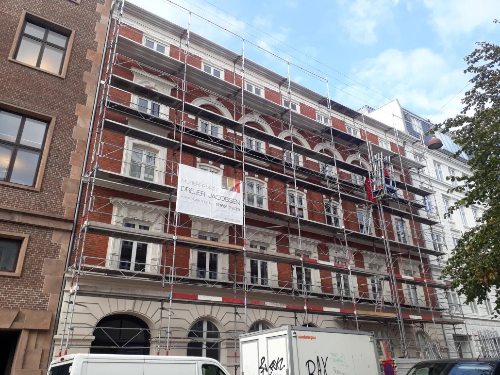 Vinduesudskiftning Tordenskjoldsgade - 100 vinduer og facaderenovering